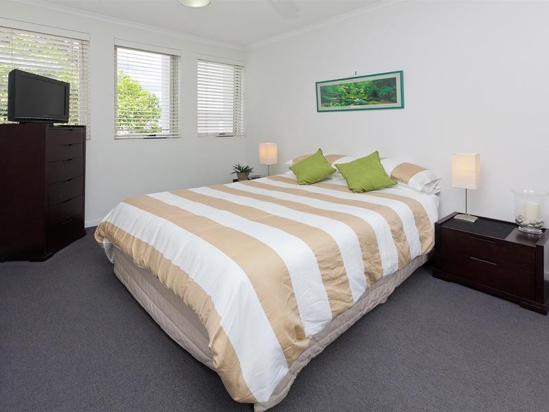 42 NEWSTEAD TERRACE, Newstead QLD 4006