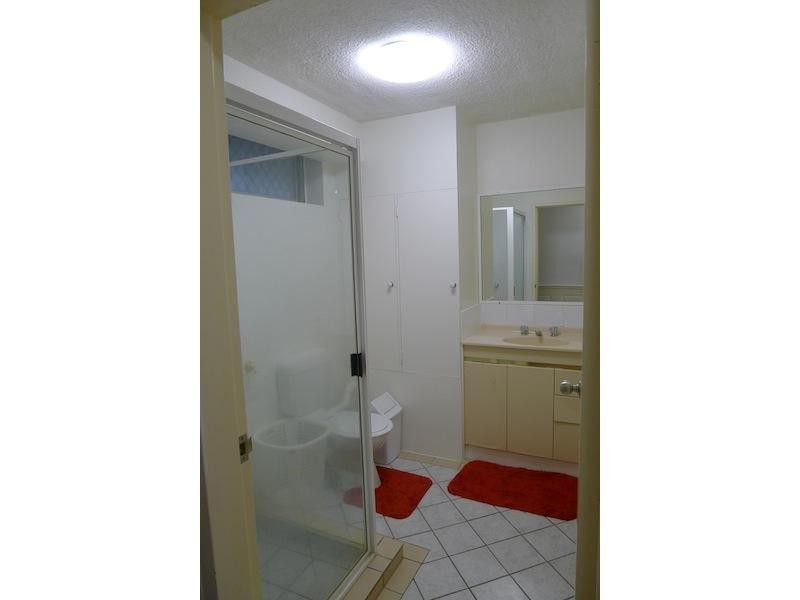 69 Burlington Street, East Brisbane QLD 4169