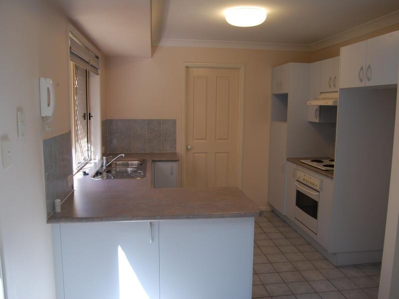 16 Lakefield Place, Runcorn QLD 4113