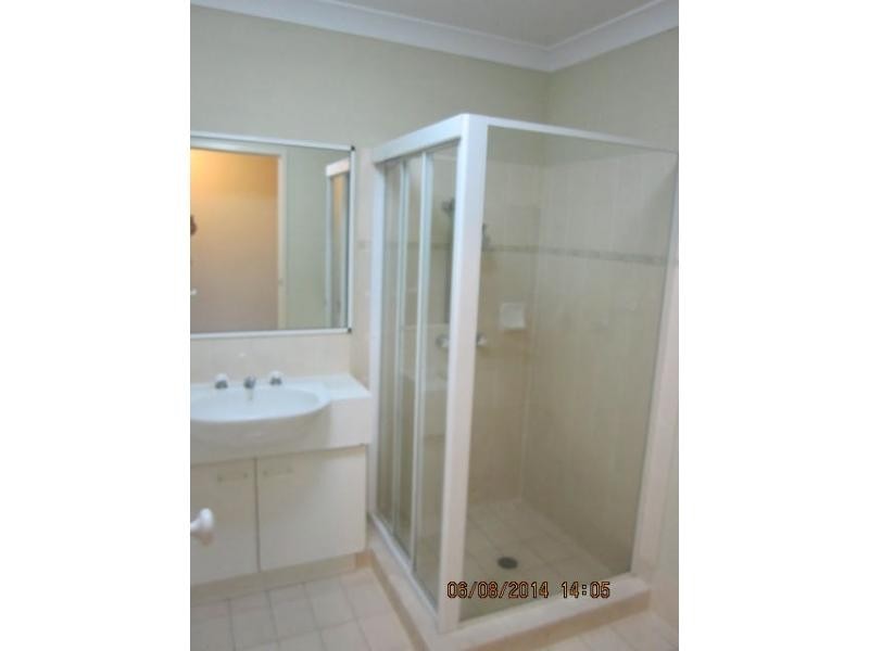 128 Benowa Road, Southport QLD 4215