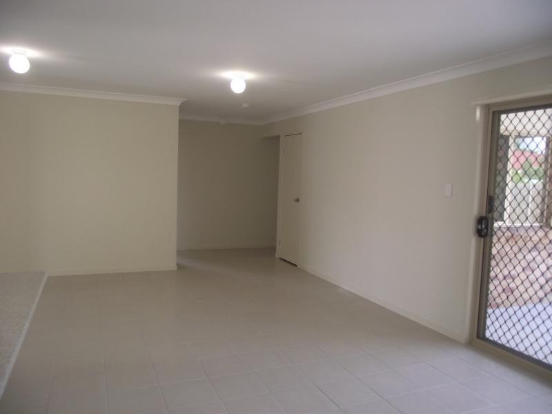 7 SHORT STREET, Boronia Heights QLD 4124