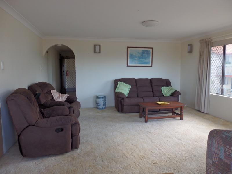 140 MARINE PARADE, Southport QLD 4215