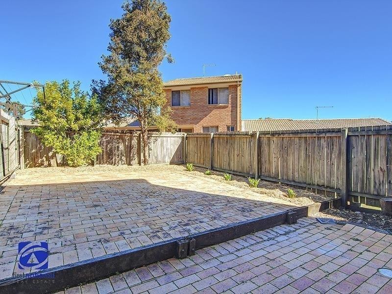 30 Glenefer St, Runcorn QLD 4113