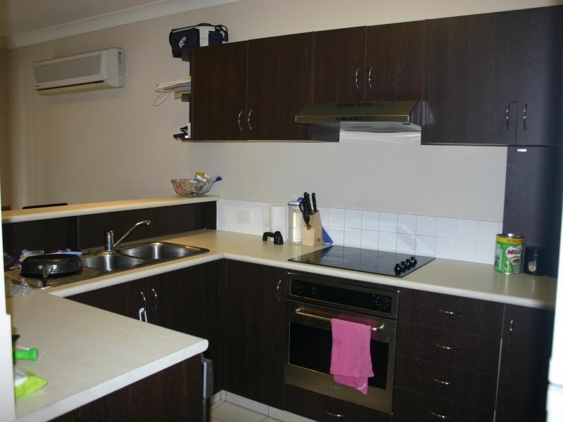 10 Sauvignon Parade, Upper Coomera QLD 4209