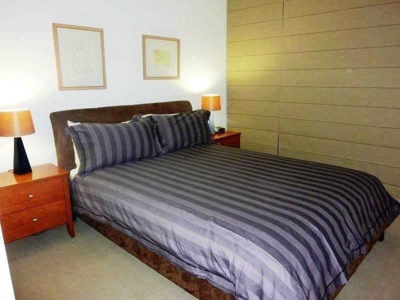 10 Pidgeon Close, West End QLD 4101