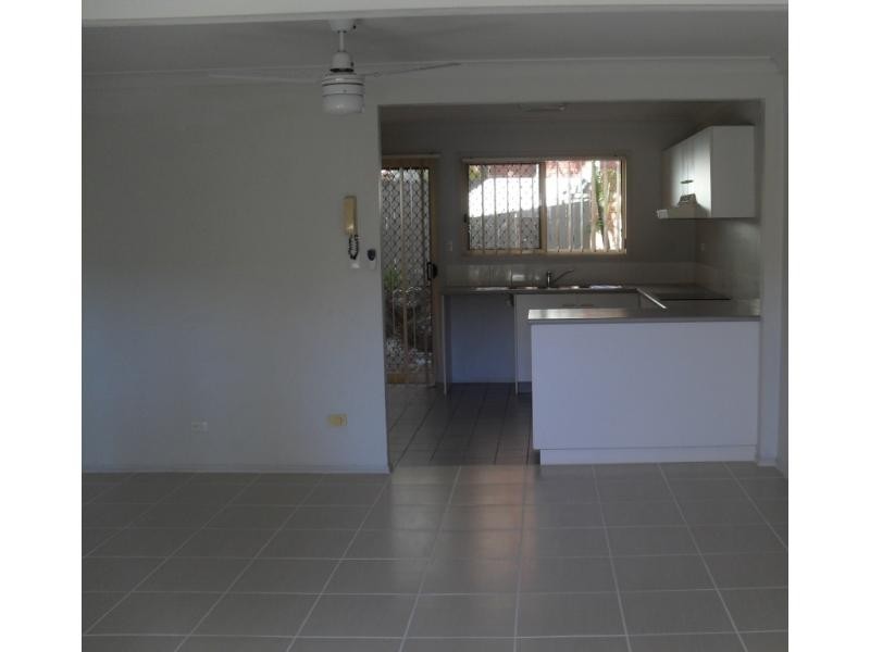 60 Whitby, Southport QLD 4215