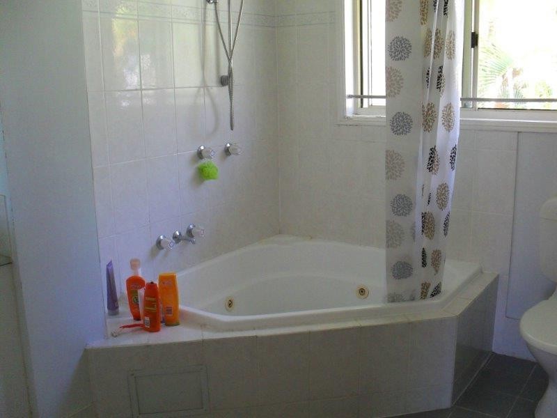 60 Whitby, Southport QLD 4215