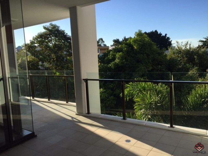 242/10 Pidgeon Close, West End QLD 4101