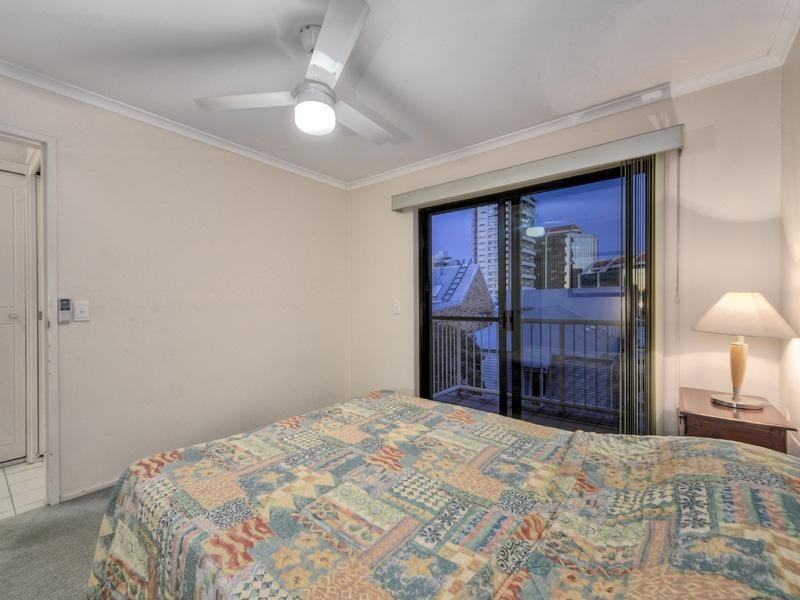 101 Bowen St, Spring Hill QLD 4000
