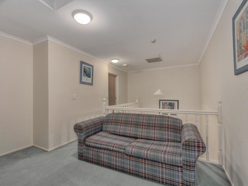 101 Bowen St, Spring Hill QLD 4000
