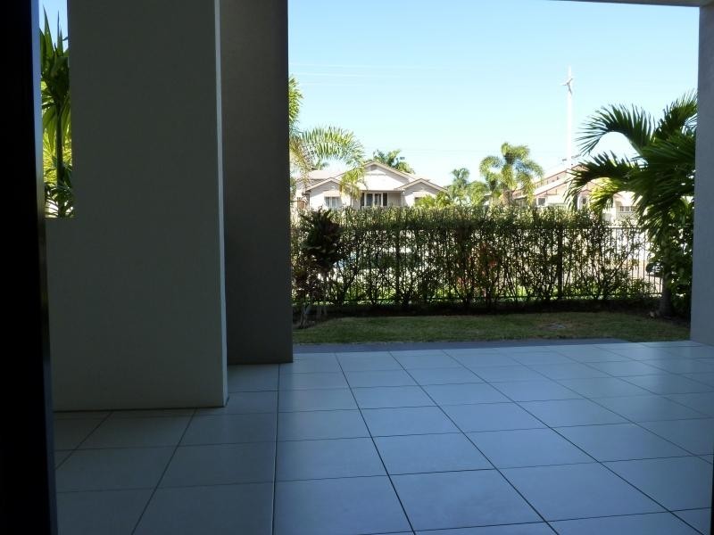 6-24 Henry Street, West End QLD 4810