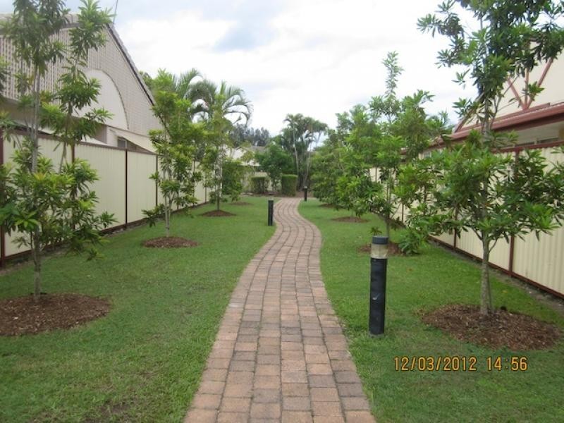 128 Benowa Road, Southport QLD 4215