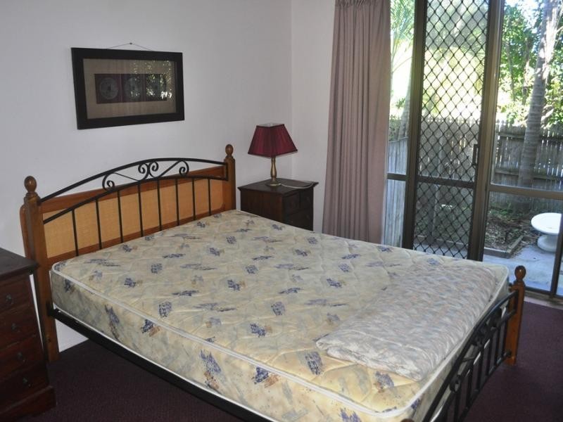 38 Enderley Ave, Surfers Paradise QLD 4217