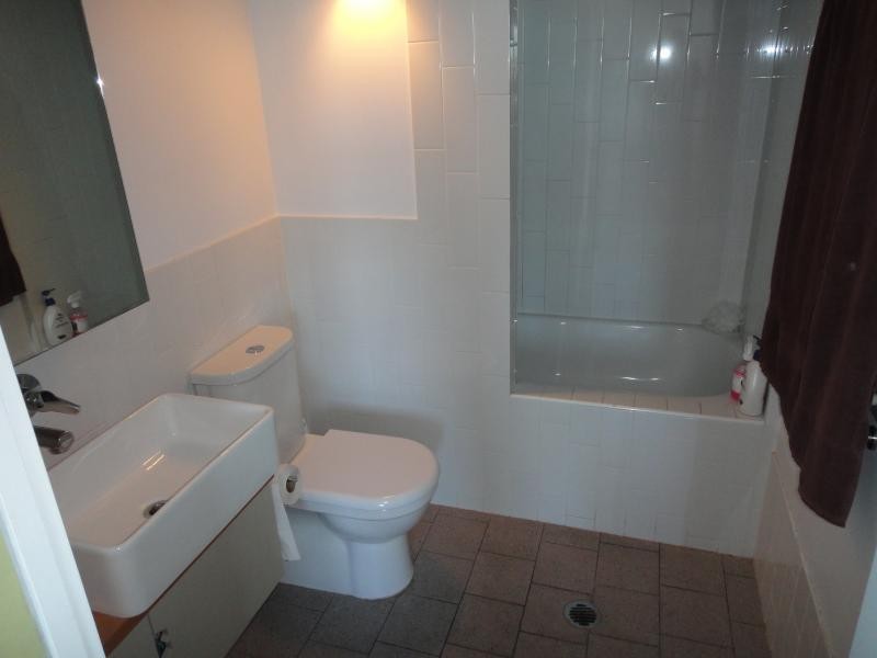 8 Skyring Terrace, Teneriffe QLD 4005