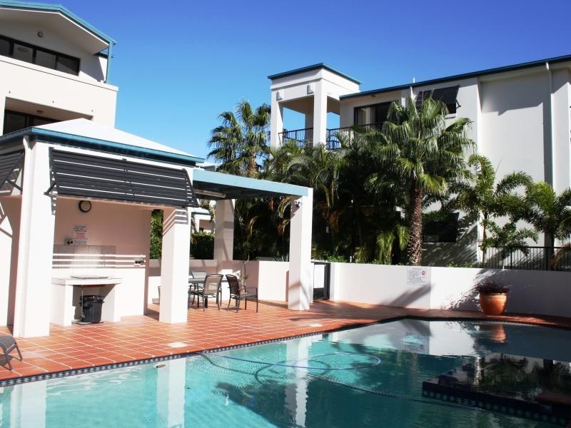 38 Labrador Street, Labrador QLD 4215