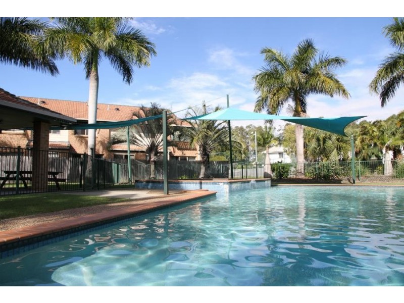 643 Pine Ridge Road, Biggera Waters QLD 4216