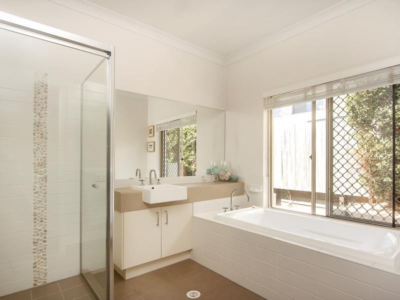 29 Stanbrough Road, Gumdale QLD 4154