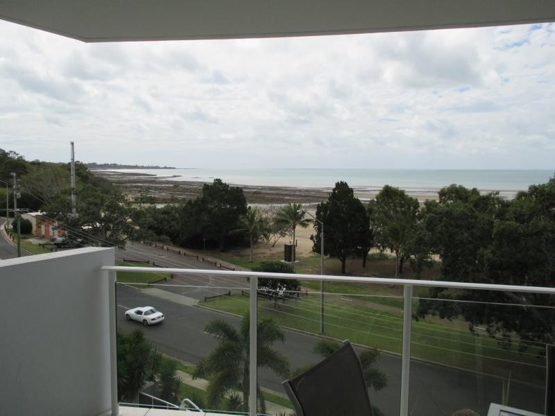 241 Esplanade, Pialba QLD 4655