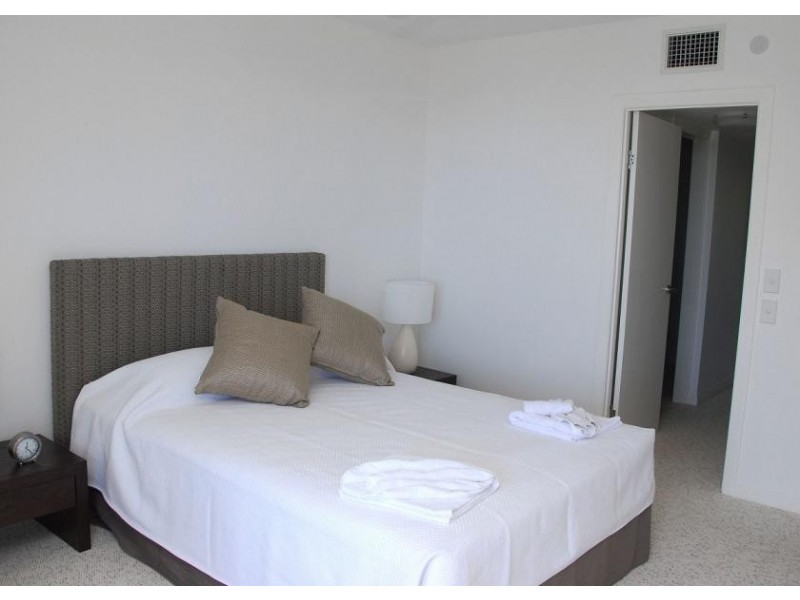241 Esplanade, Pialba QLD 4655