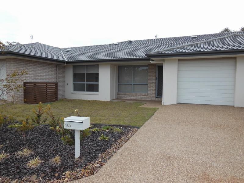 230 Pulgul St, Urangan QLD 4655