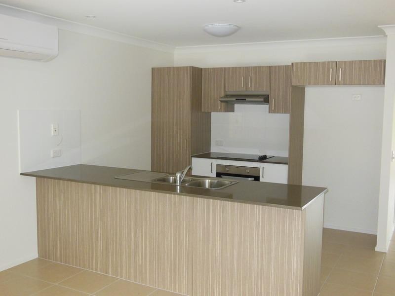 230 Pulgul St, Urangan QLD 4655