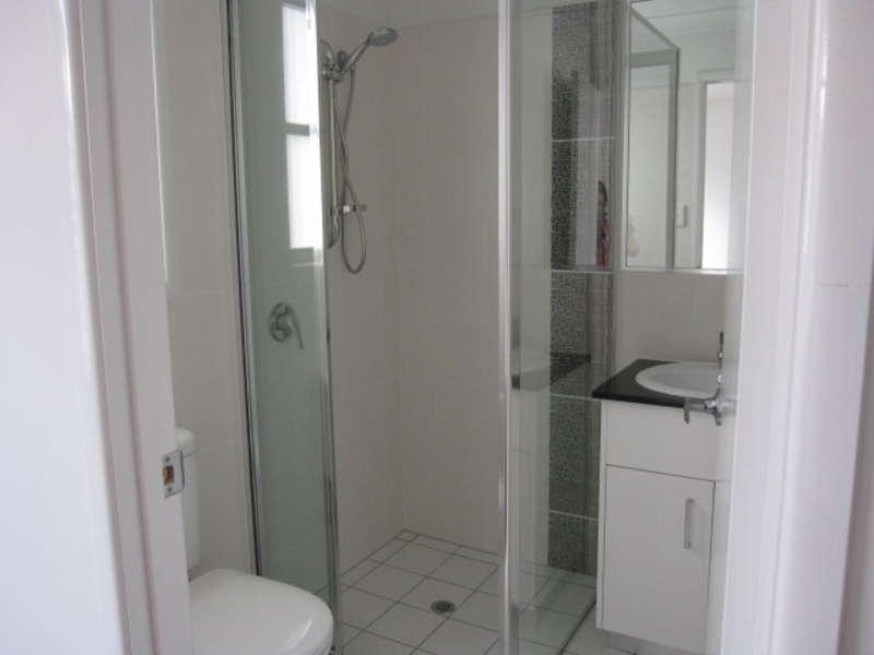 16 LARA STREET, Sunnybank QLD 4109