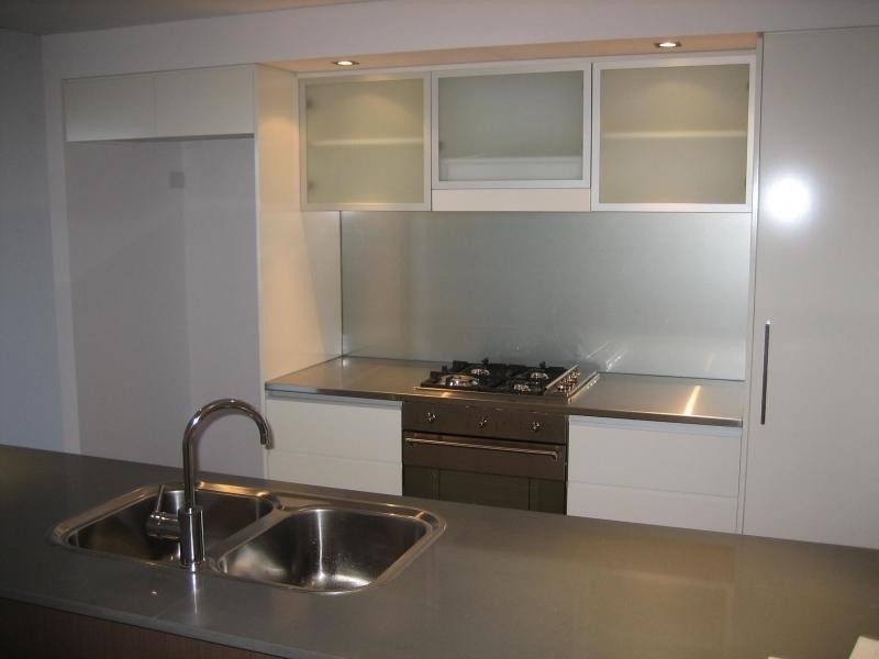 30 Macrossan Street, Brisbane QLD 4000