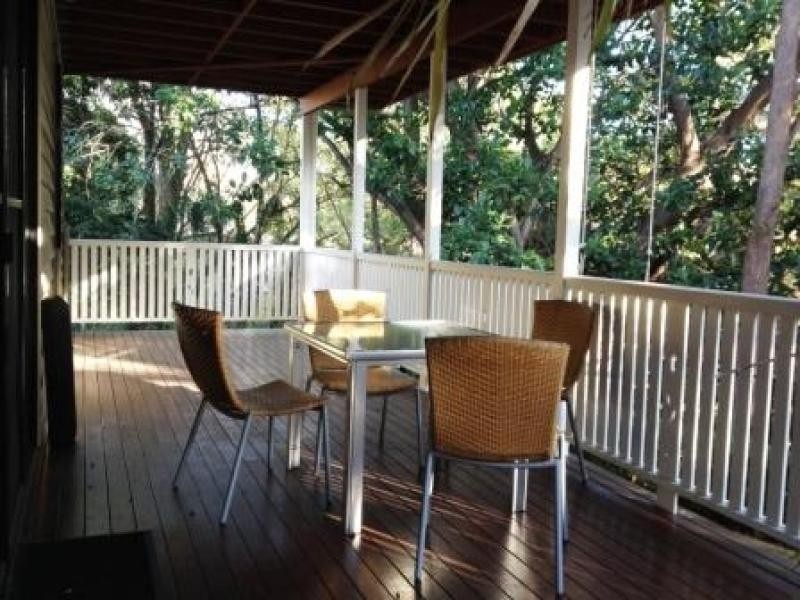 203 Arthur Terrace, Bardon QLD 4065