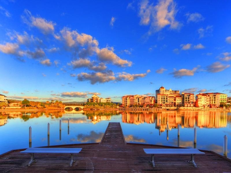 3027 The Boulevard, Carrara QLD 4211