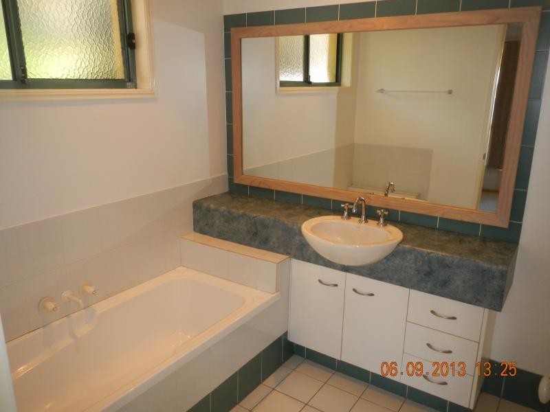 28 Ancona St, Carrara QLD 4211