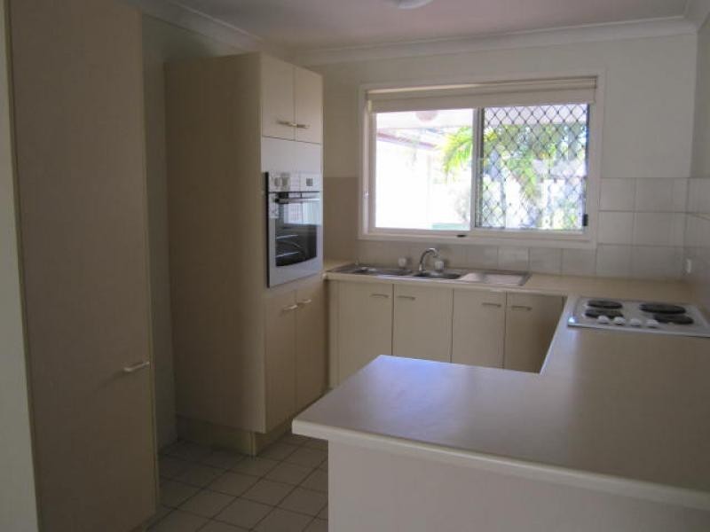 128 Benowa Road, Southport QLD 4215