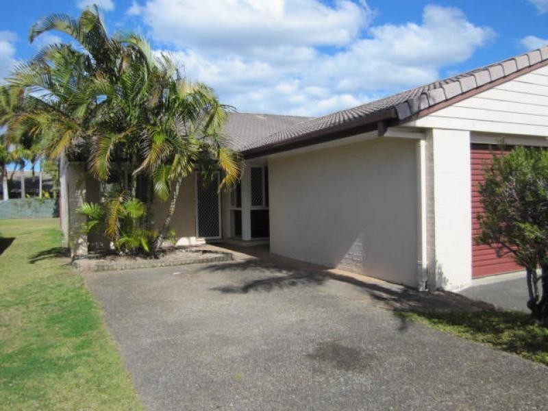 128 Benowa Road, Southport QLD 4215