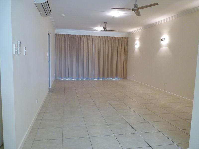 6-24 Henry Street, West End QLD 4810