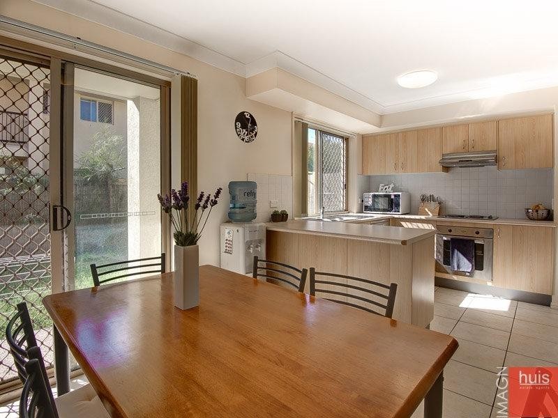 78 Johnston Street, Carina QLD 4152