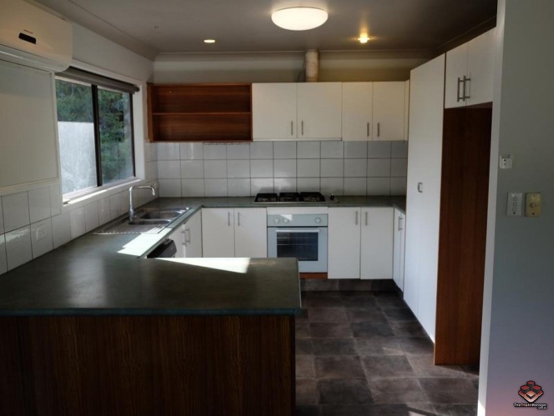 34 Forrest Ave, Molendinar QLD 4214