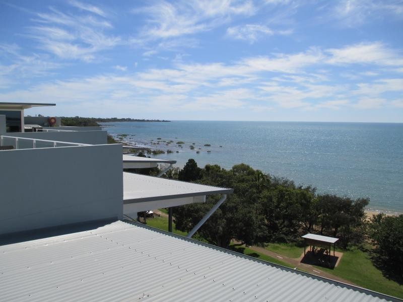 241 Esplanade, Pialba QLD 4655