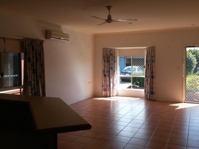 40 Lakeside Crescent, Currimundi QLD 4551