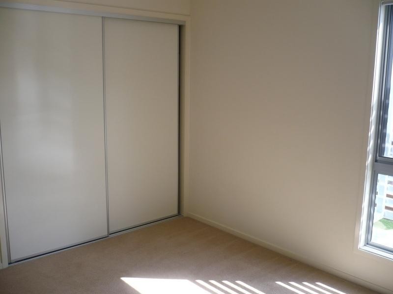 28 CASTELLO CIRCUIT, Varsity Lakes QLD 4227