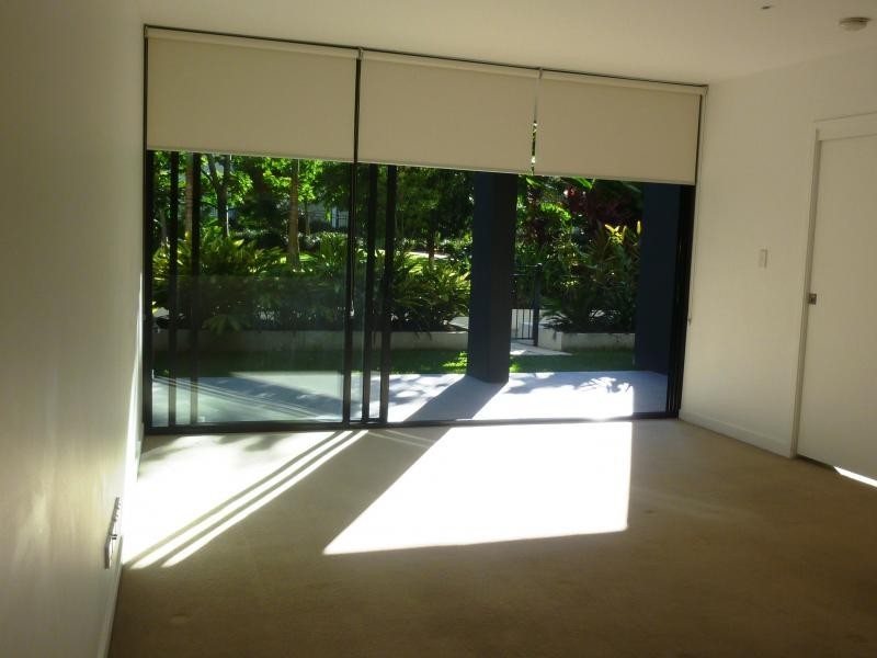 10 Pidgeon Close, West End QLD 4101