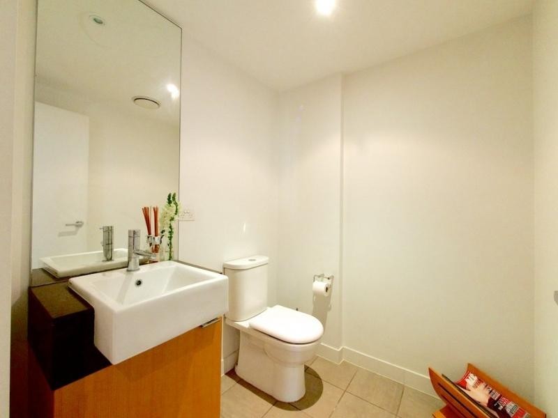 10 Pidgeon Cl., West End QLD 4101