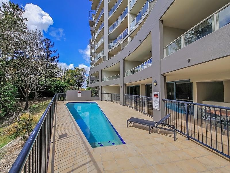 21 Patrick Lane, Toowong QLD 4066