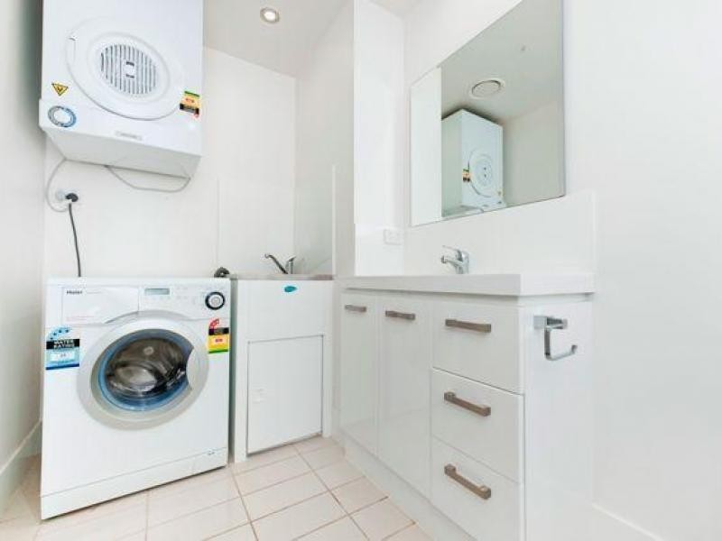 28 Ferry Rd, West End QLD 4101