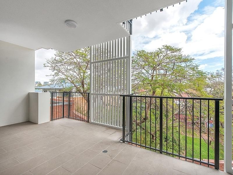 166 Sydney St, New Farm QLD 4005