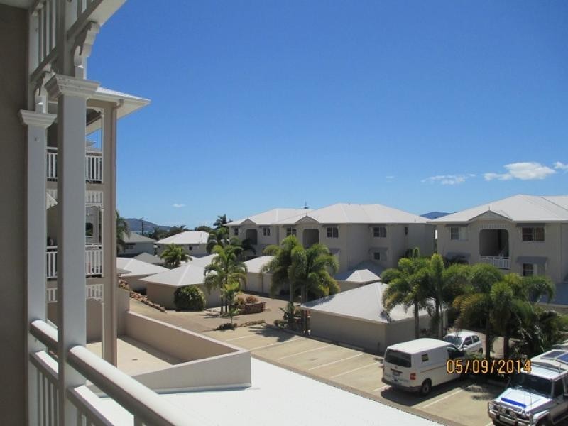 42 Warburton Street, North Ward QLD 4810