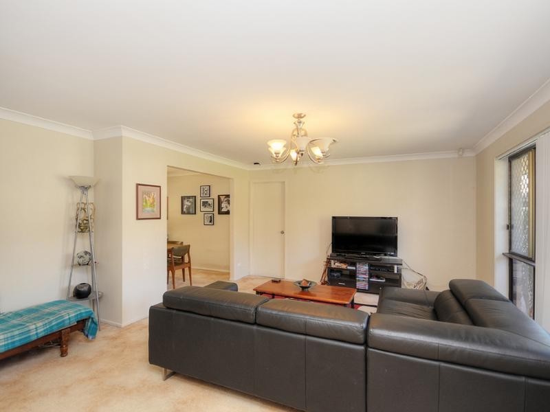 23 Whitian Drive, Carrara QLD 4211