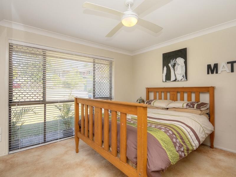 23 Whitian Drive, Carrara QLD 4211