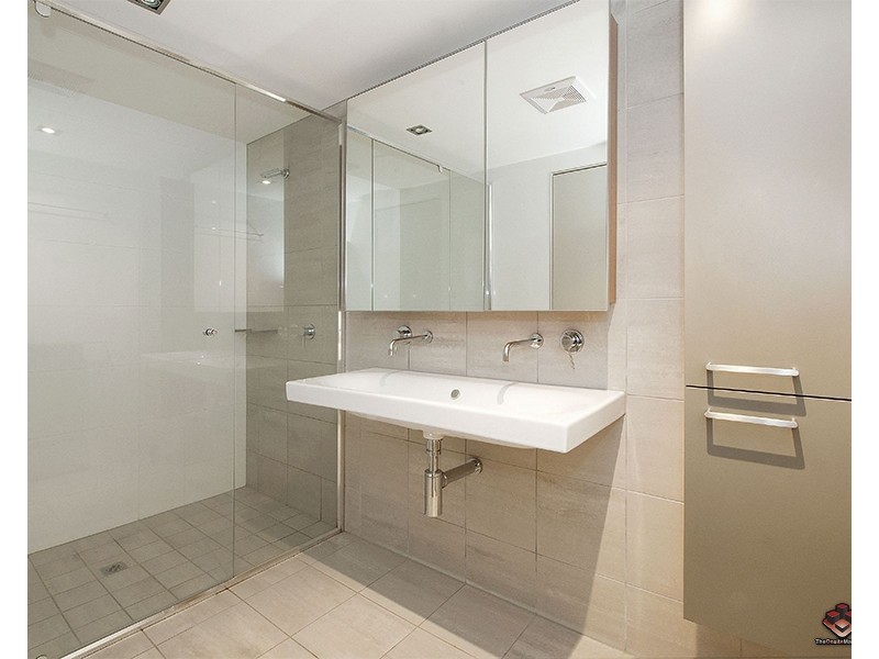 ID:3774165/6 Mariners Drive, Townsville City QLD 4810