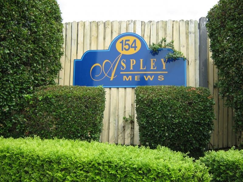 154 Albany Creek Road, Aspley QLD 4034