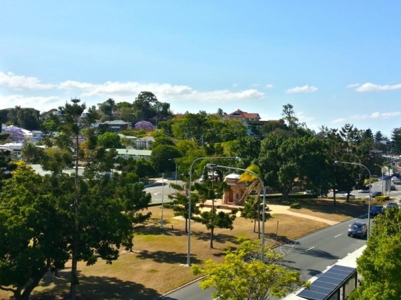 34 Bonython St, Windsor QLD 4030