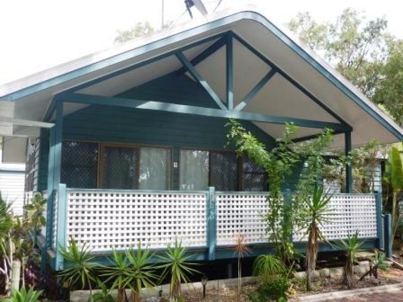 415 Boat Harbour Dr, Torquay QLD 4655